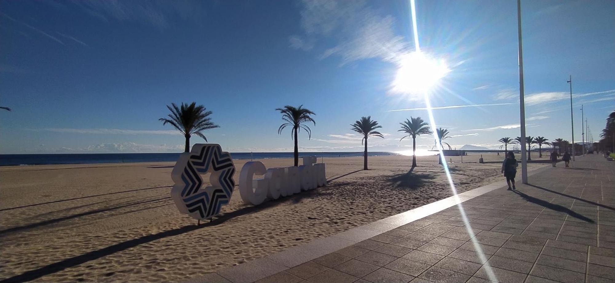 Апартаменты Ola Marina Solo Familias Playa de Gandia Экстерьер фото